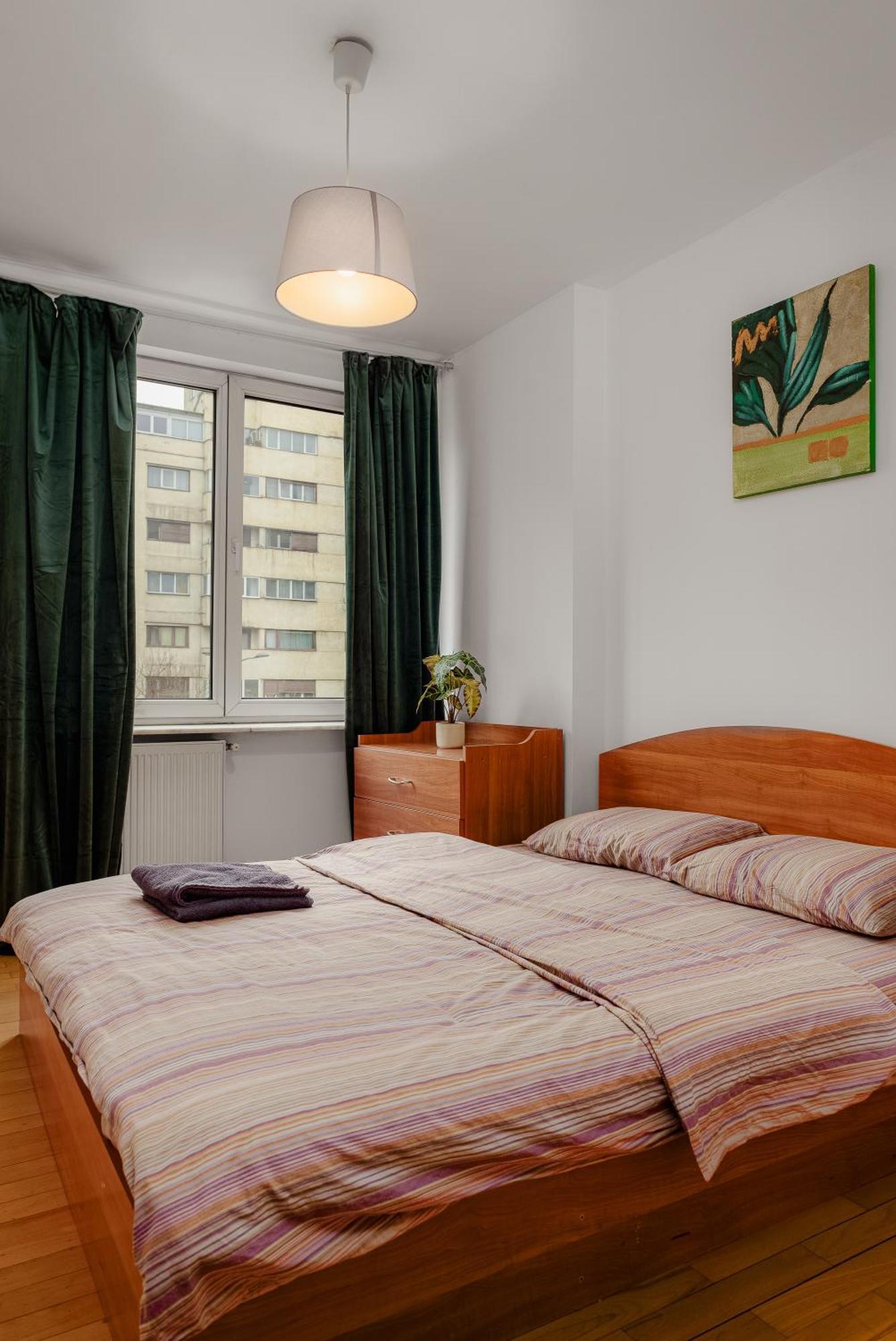 Old Town Chic 1 Bedroom W Self Check In Apartament Bucureşti